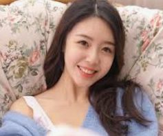 <p style="text-indent:2em;">{{keyword}}是一家专注于文化传播的公司，致力于推广三国时期的历史、文化、艺术和小说等多元内容，公司不仅在数字媒体、网络平台和旅游文化等方面进行深入实践，还结合现代科技和信息传播技术进行创新，其具体业务包括但不限于： 2. 网络平台业务：搭建三国文化相关的线上平台，如在线展馆、论坛社区等，提供知名的三国相关活动和事件信息，实现全球三国的爱好者和读者互动与交流。 3. 旅游文化产业：开发具有浓厚三国氛围的旅游线路和旅游文化产品，为游客提供深度体验三国历史文化的机会。 4. 跨界合作：与文化、旅游相关企业或机构进行跨界合作,共同开发和推广三国文化产品和服务。</p> <p style="text-indent:2em;">{{keyword}}致力于向全球展示中国历史上的文化瑰宝——三国文化的魅力,通过多样化的文化产业形式和现代化的传播手段让更多的人了解并喜爱三国文化并对对中国历史文化有更深入的理解。</p>
